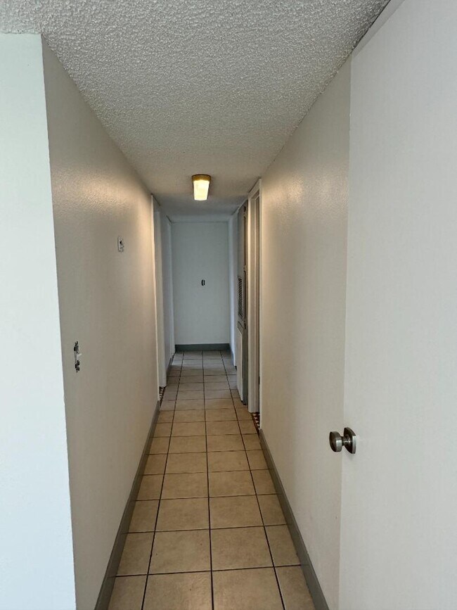 8130 N 33rd Dr Phoenix, AZ 85051 photo 5