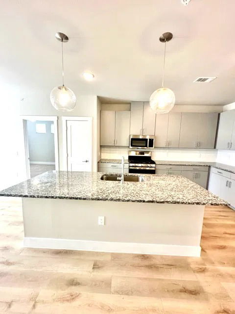 8421 183A Leander, TX 78641 photo 2