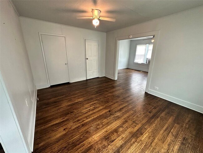 1901 Washington Street, Commerce, TX 75428 photo 5