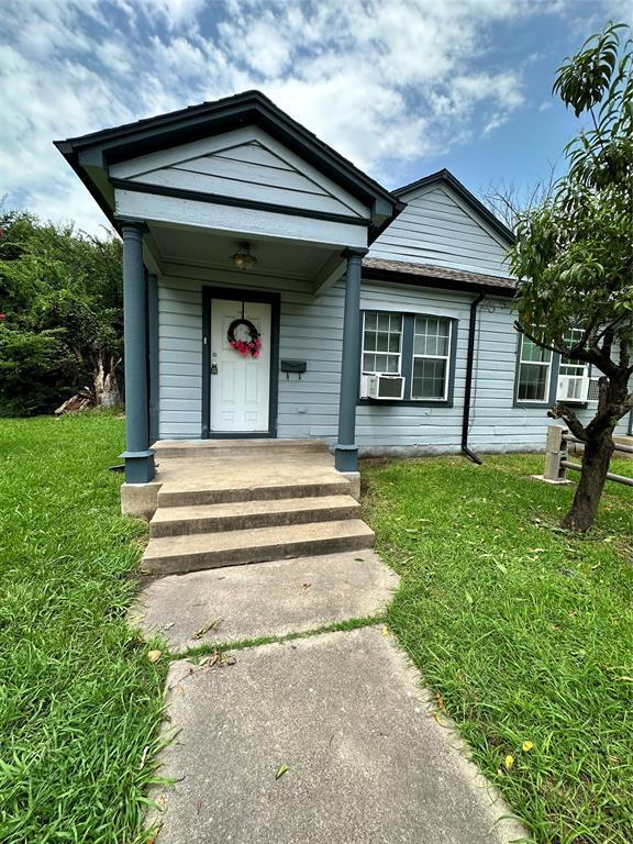 1901 Washington Street, Commerce, TX 75428 photo 2