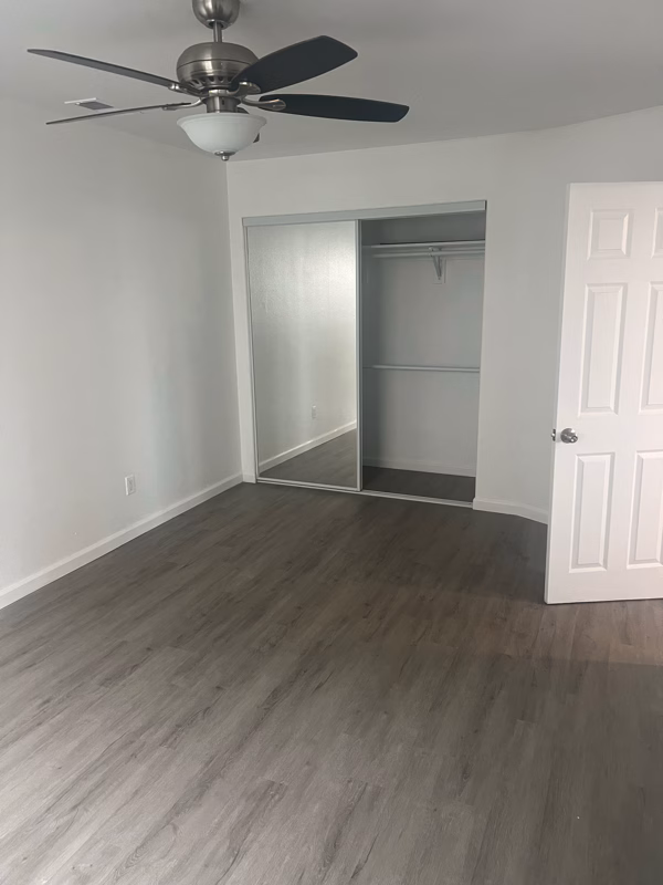 2431 Prospect St National City, CA 91950 photo 3