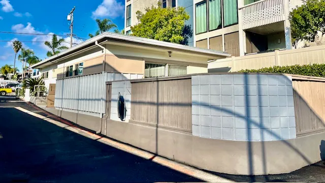 1327 La Palma St San Diego, CA 92109 photo 5