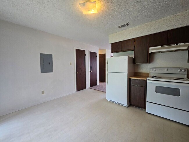 209 Oak Trail Dr Harker Heights, TX 76548 photo 4