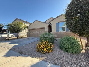 15811 West Banff Lane, Surprise, AZ 85379 photo 2