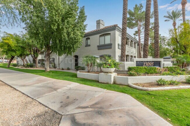 15095 N Thompson Peak Pkwy Scottsdale, AZ 85260 photo 3