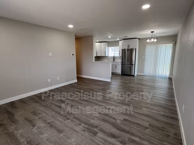 5741 Calle Sal Si Puedes San Diego, CA 92139 photo 4