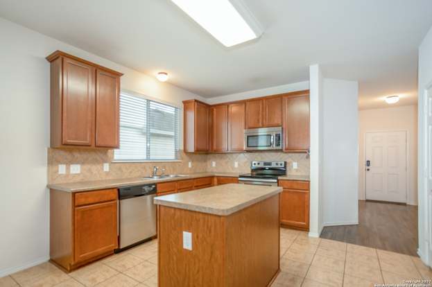 11931 Dove Ranch San Antonio, TX 78254 photo 4