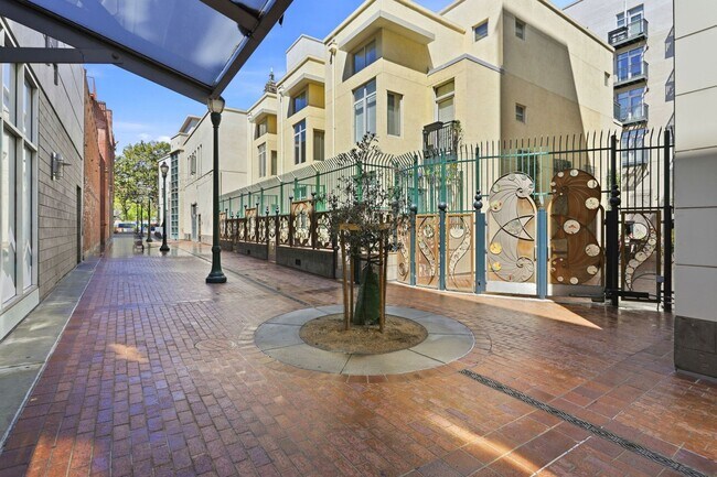 25 S Third St San Jose, CA 95113 photo 4