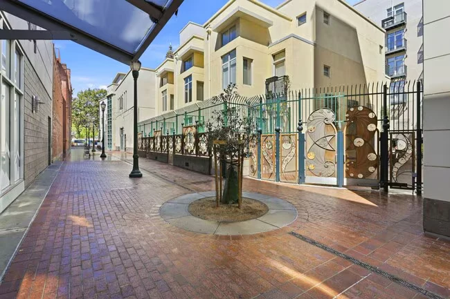 25 S Third St San Jose, CA 95113 photo 4