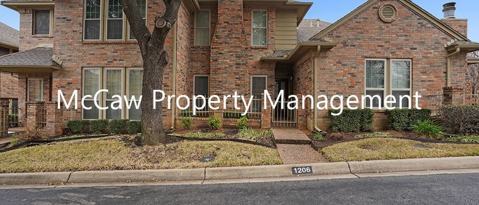 1206 Wooded Trail, Hurst, TX 76053 photo 2