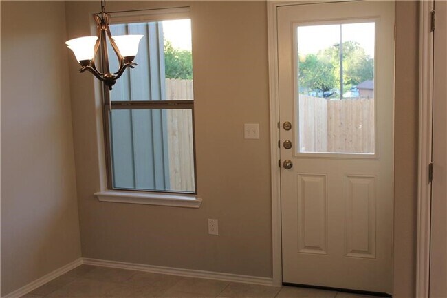 1220 Garland Rd Georgetown, TX 78626 photo 5