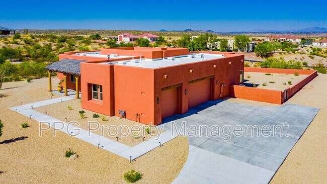 335 Latigo Way Wickenburg, AZ 85390 photo 4