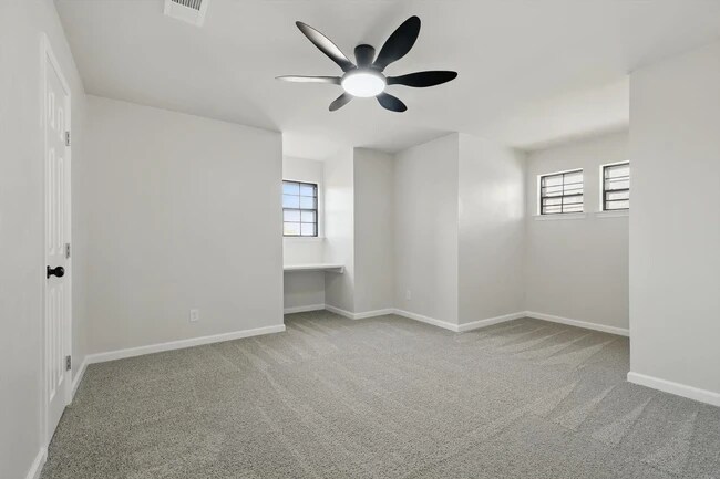 1912 Sierra Drive, Lewisville, TX 75077 photo 5