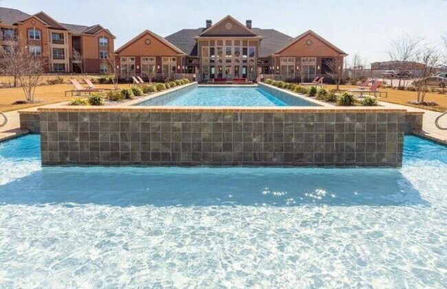 350 N State Hwy 360 Mansfield, TX 76063 photo 4