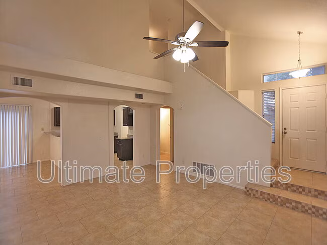 15212 N 90th Ave photo 4
