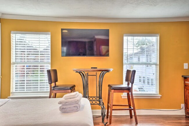 2406 Arbor Street, Houston, TX 77004 photo 2