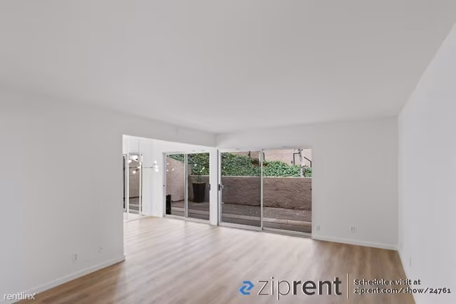 675 Sharon Park Dr photo 5