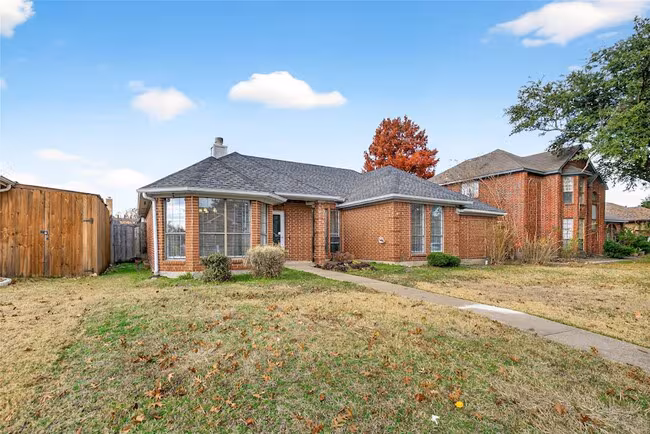1617 Briargrove Dr Mesquite, TX 75181 photo 2