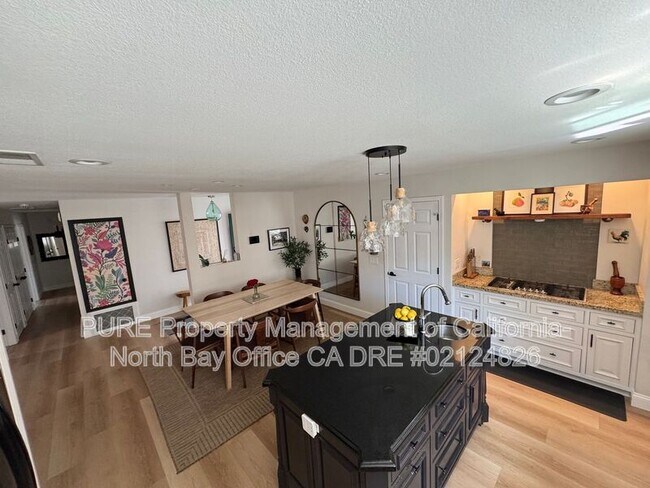 1114 Emily Ave Rohnert Park, CA 94928 photo 4