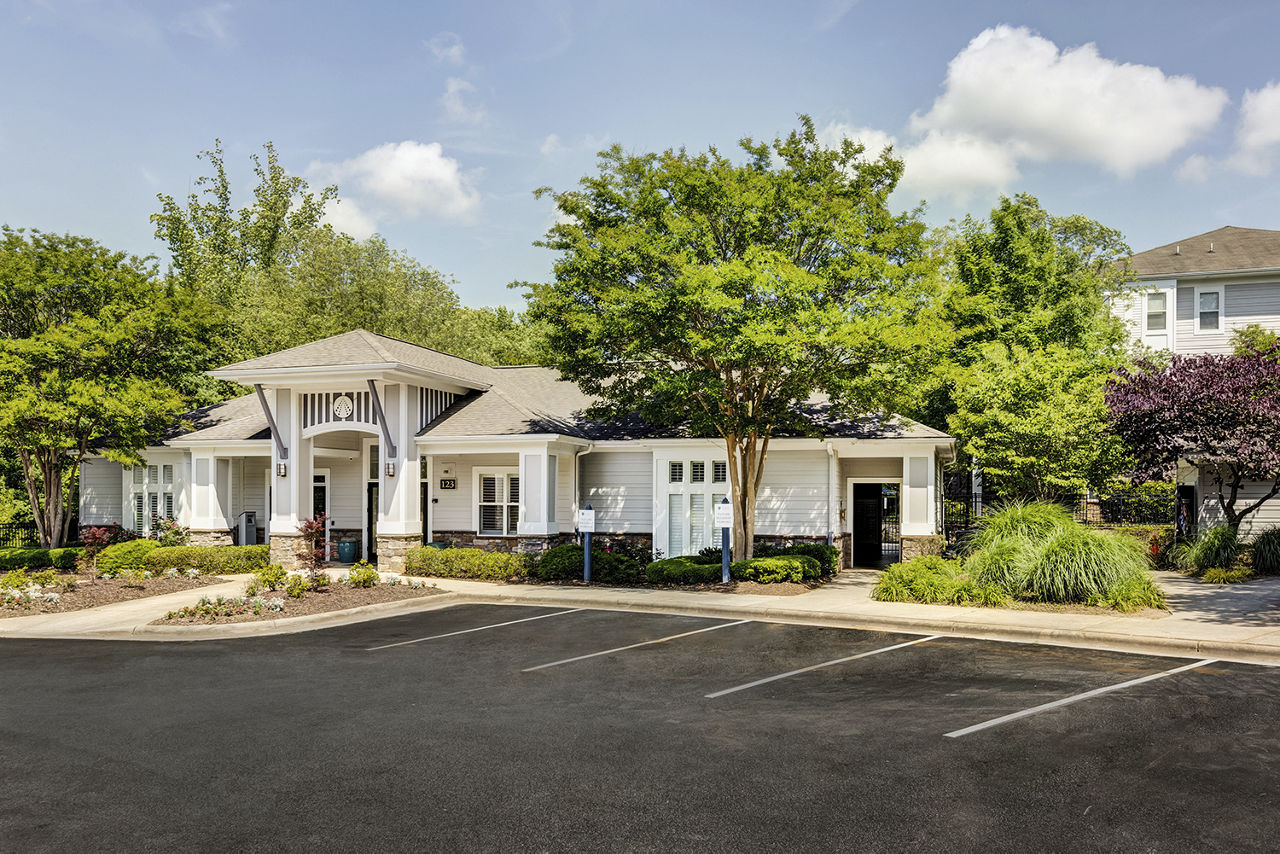 Avana Lake Norman photo 3