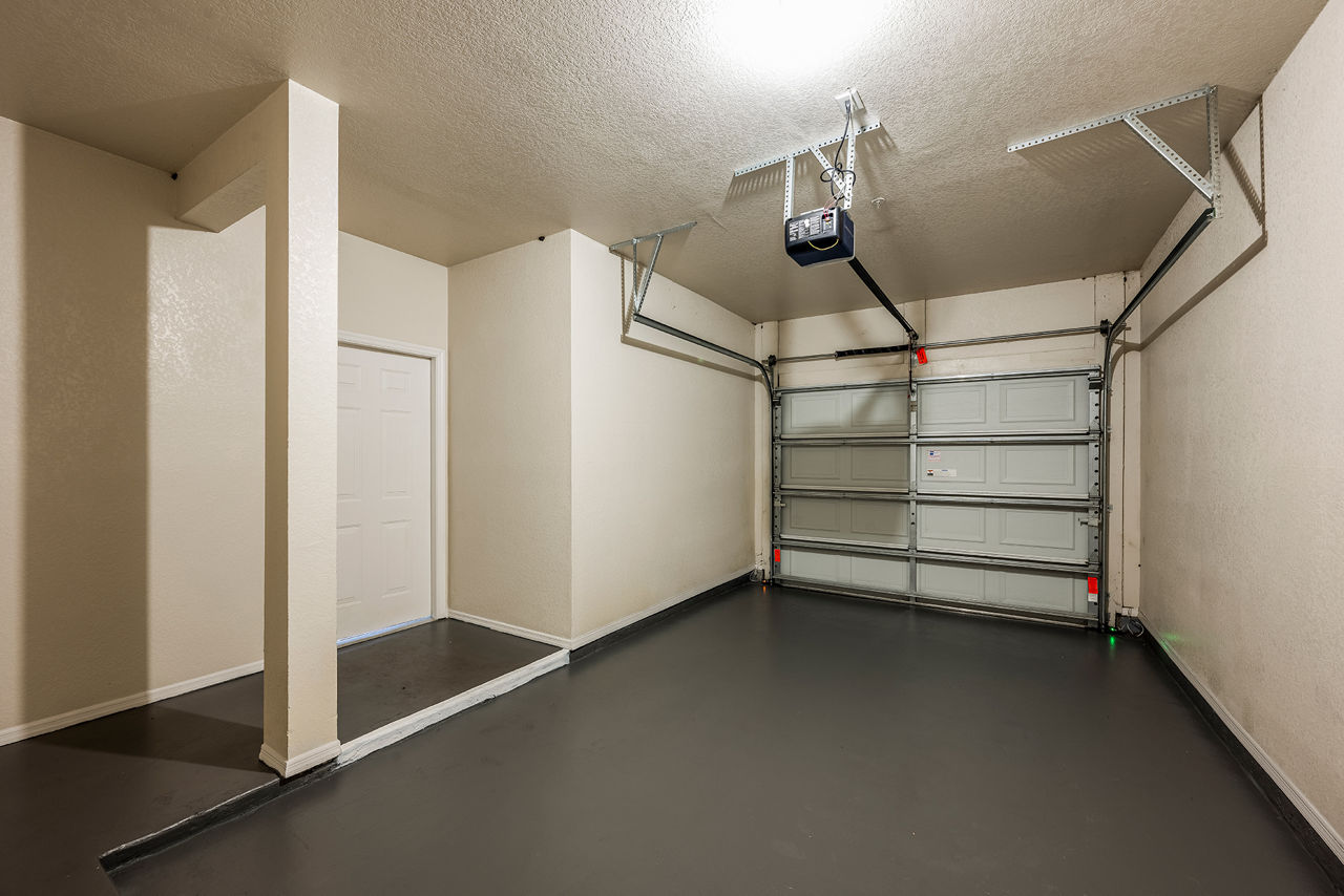 Villas at Gateway Apartments photo 3
