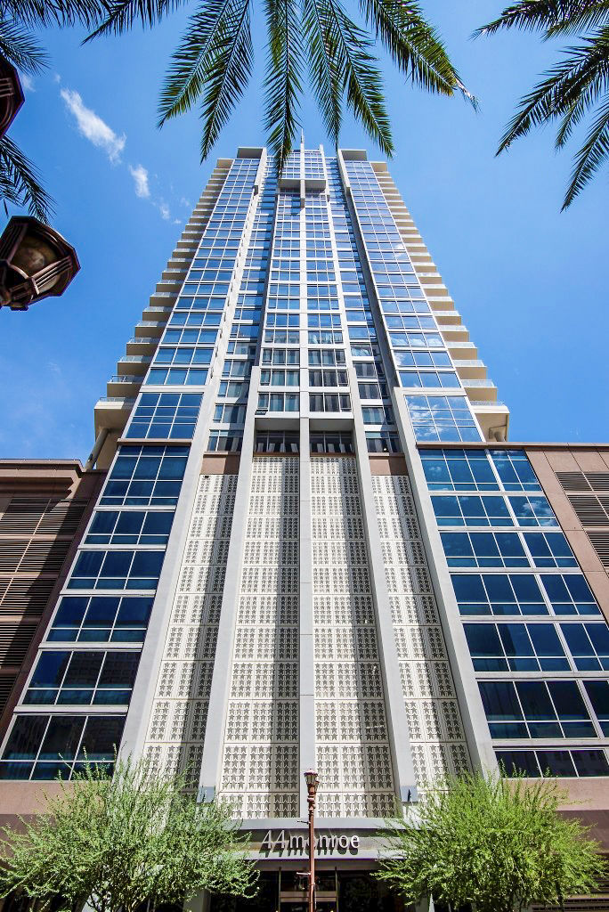 44 Monroe photo 2