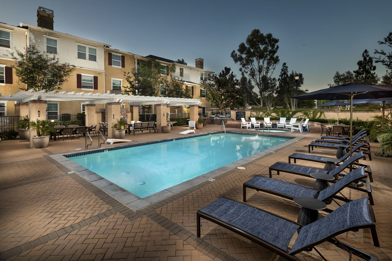 Coventry Court Luxury Senior Apartments photo 3