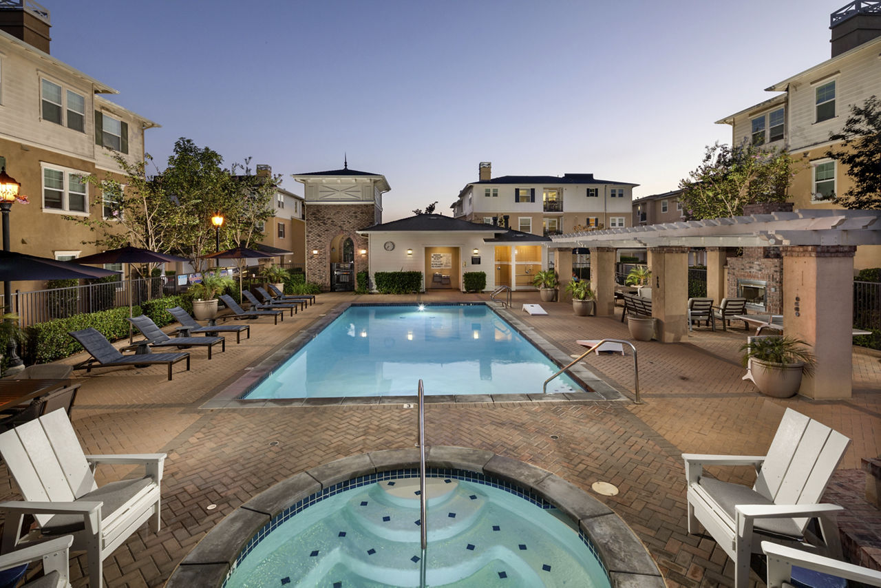 Coventry Court Luxury Senior Apartments photo 4
