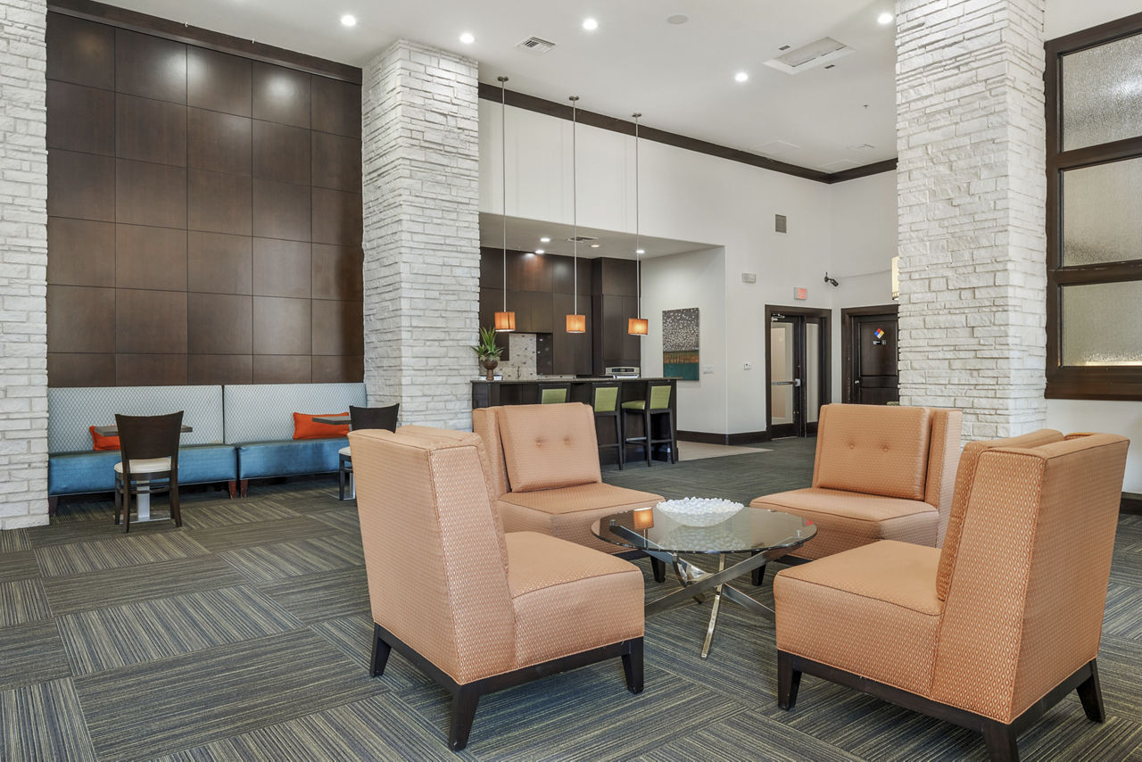 Residences At FortyTwo25 Apartments photo 5