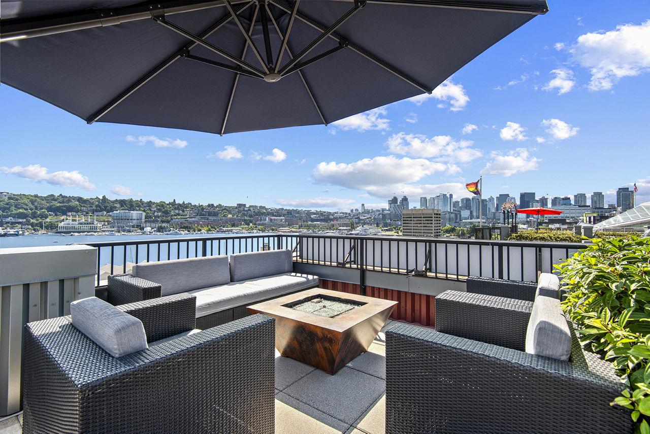 1611 on Lake Union photo 2