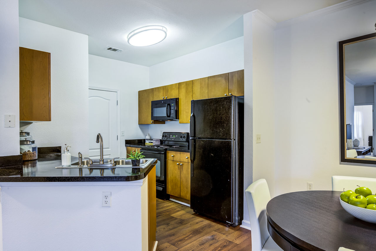 The Vinoy at Innovation Park Apartments photo 5