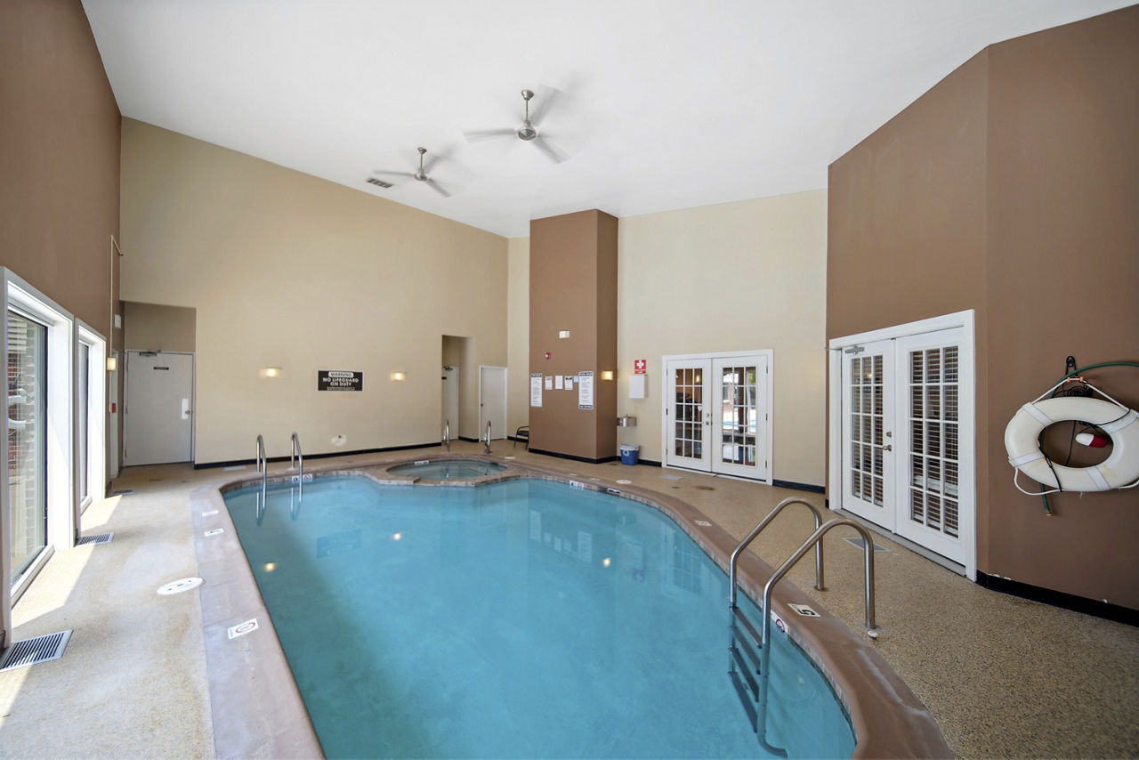 Waterford Place Apartments photo 5