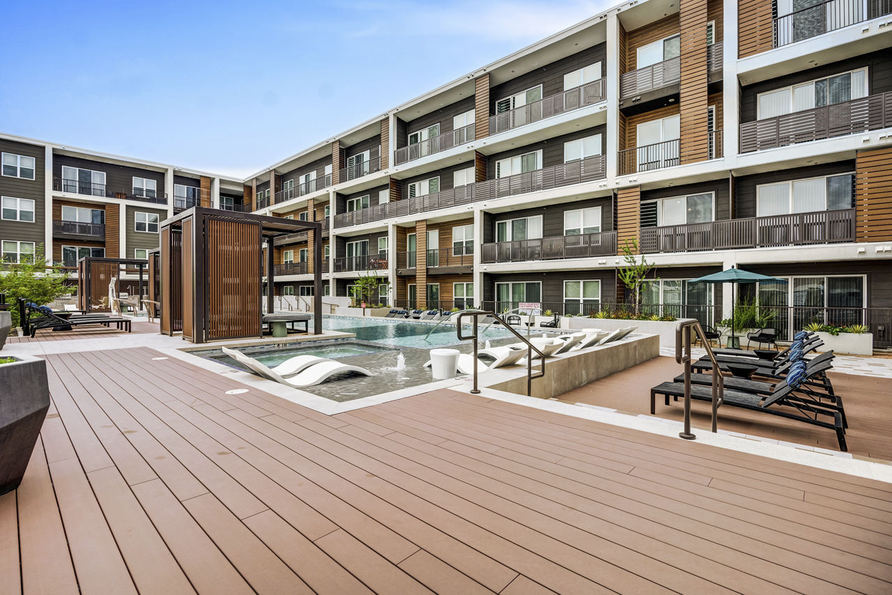 Lakeshore Pearl photo 5