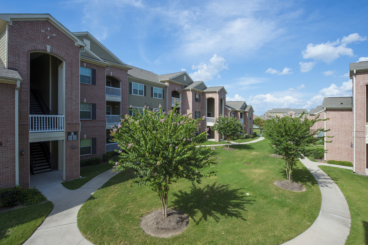 Montage at Cinco Ranch photo 2