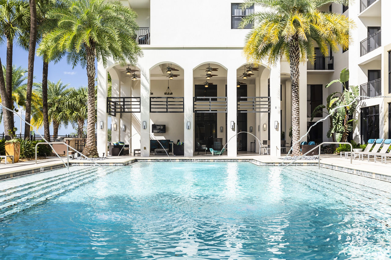 2 Bayshore Luxury Waterfront Apartments photo 5