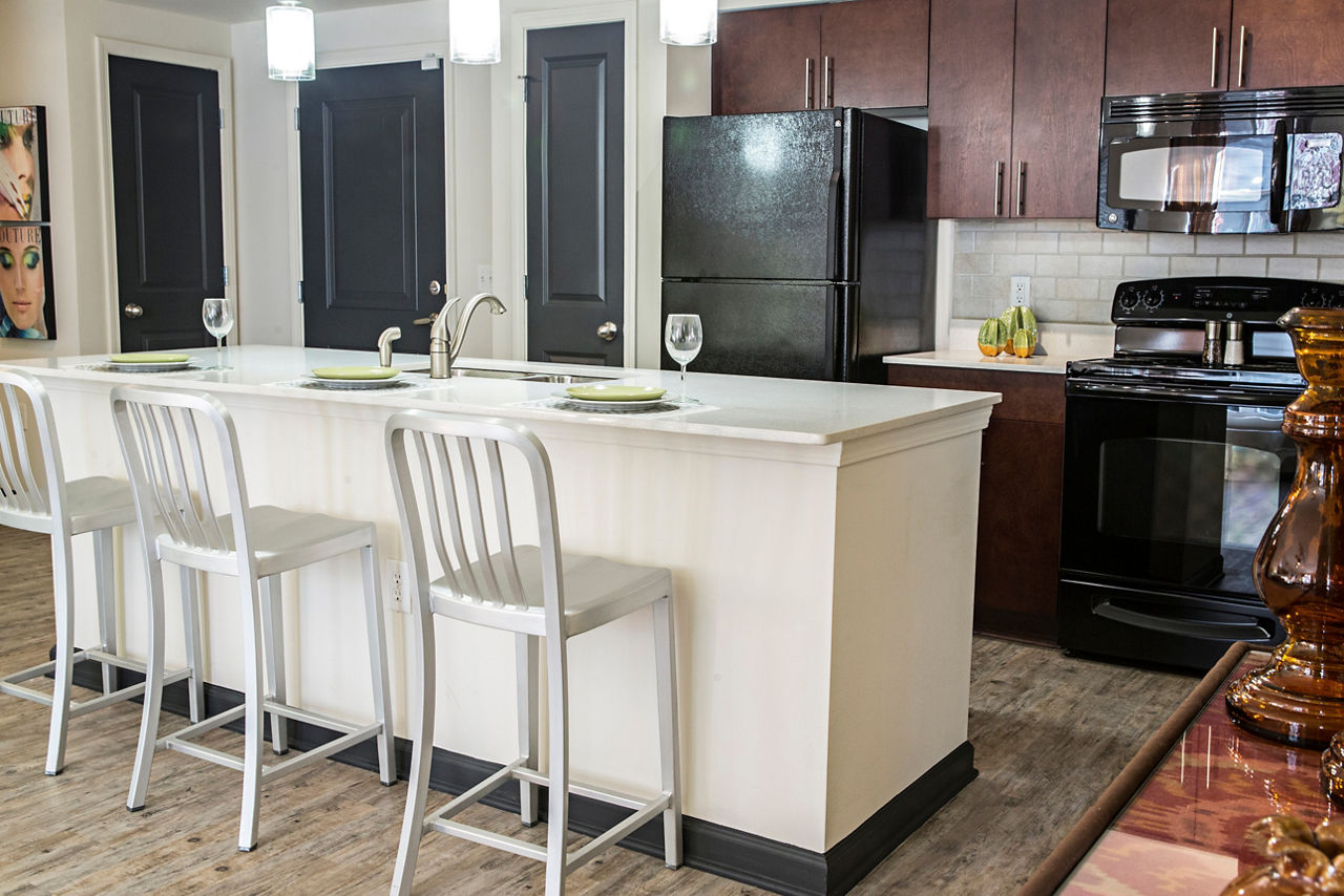 Avana Westside Apartments photo 5