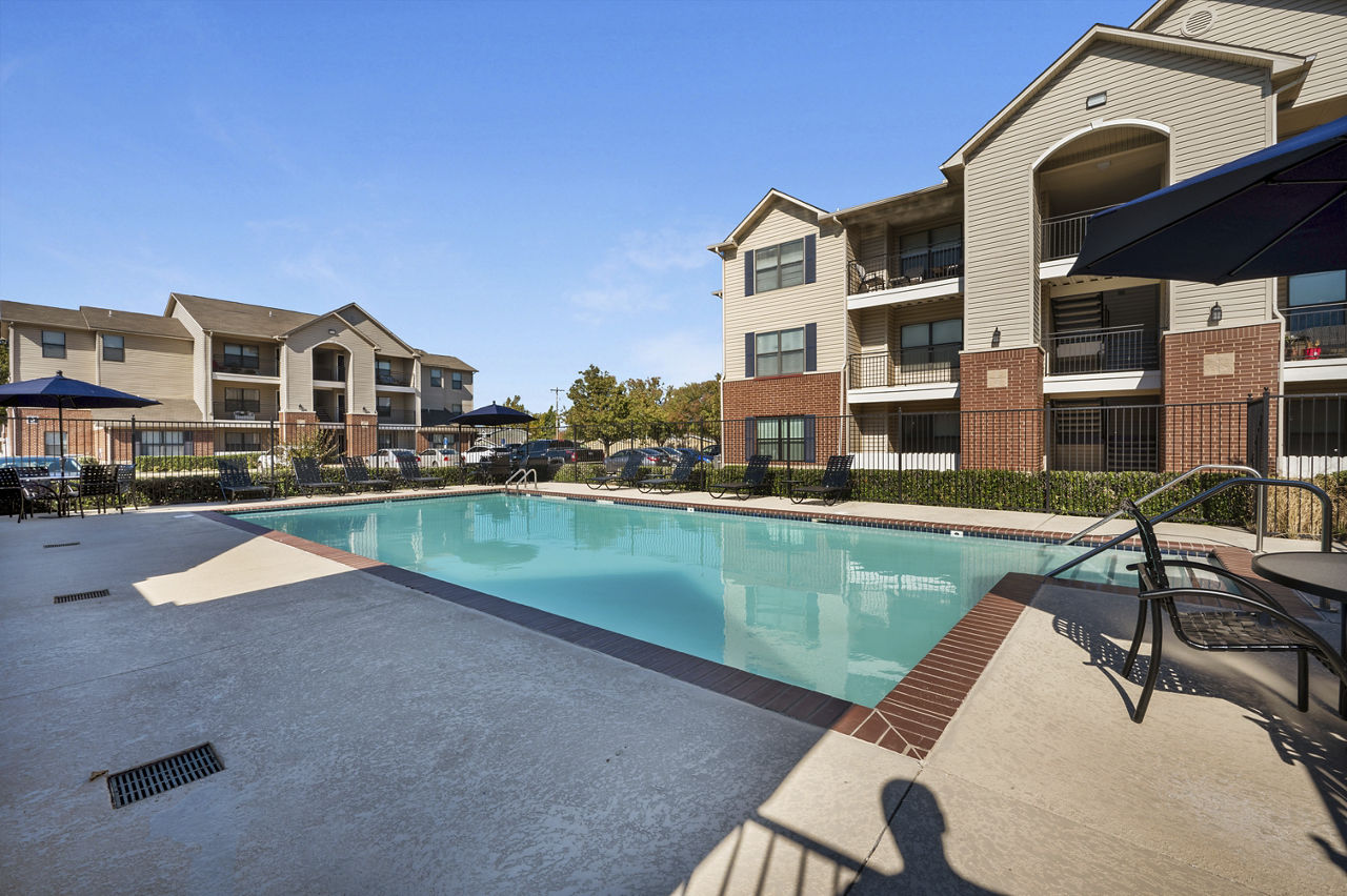 Tinker on Forty8 Apartments photo 4