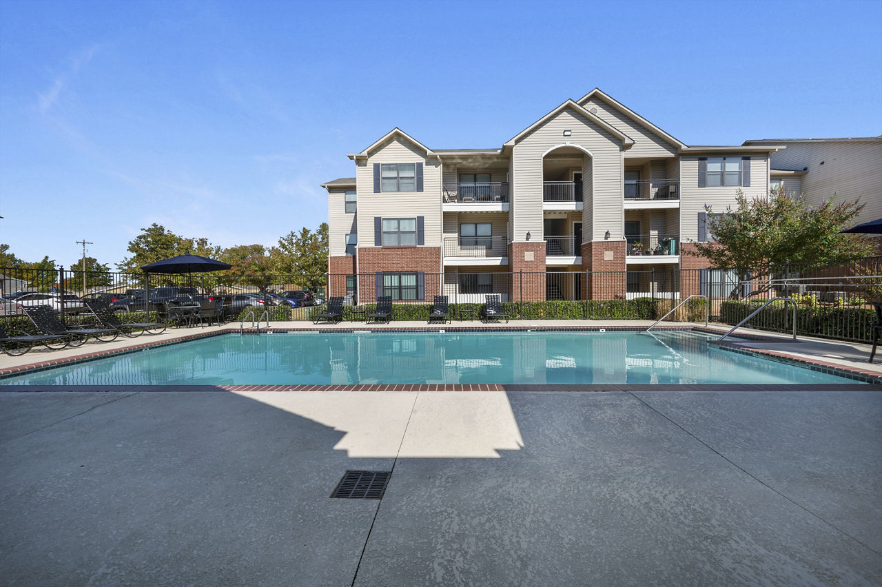 Tinker on Forty8 Apartments photo 5