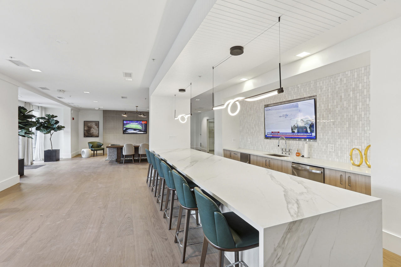 Upstairs at Bethesda Row Apartments photo 3
