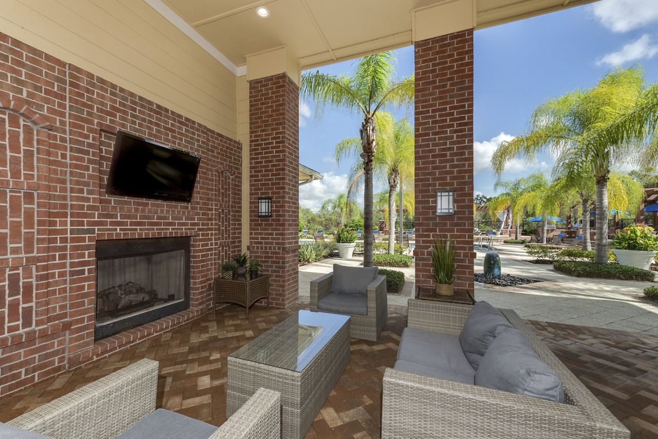 Town Center at Lakeside Village Apartments photo 4