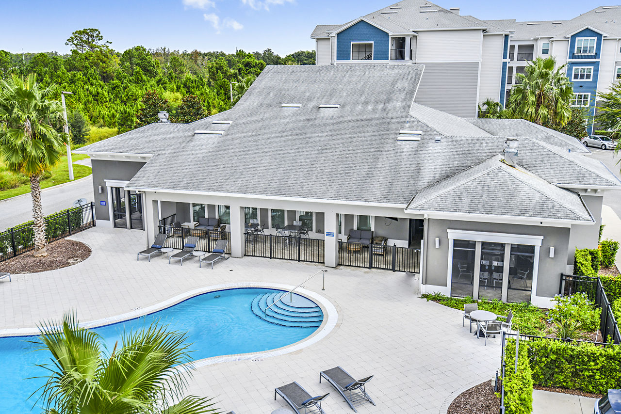 Windermere Cay Apartments photo 3