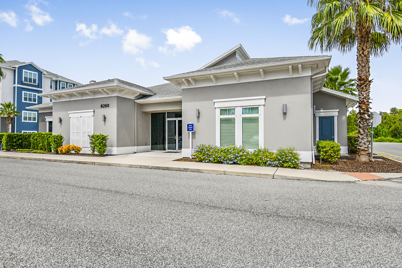 Windermere Cay Apartments photo 5