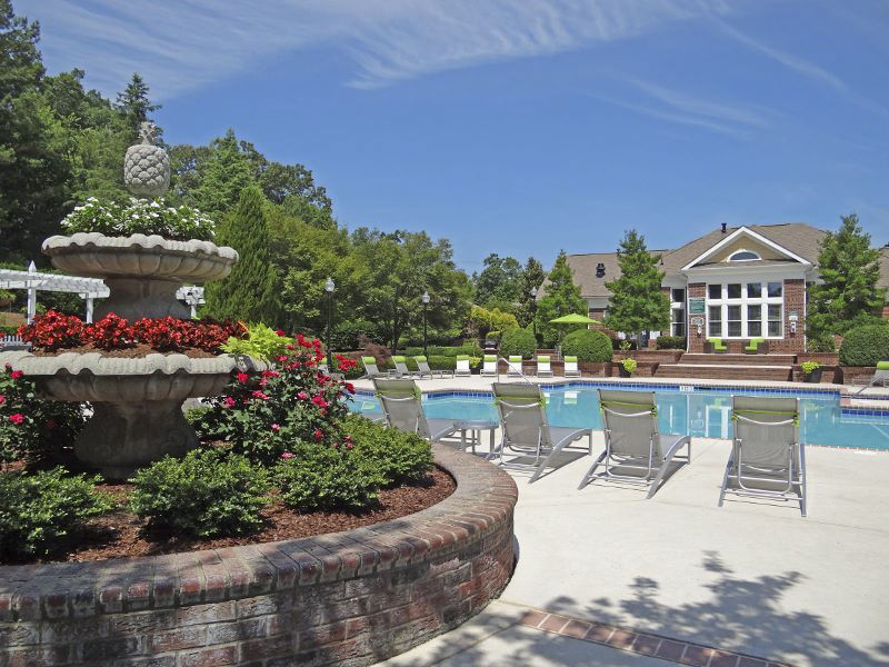 Wakefield Glen Apartments photo 4