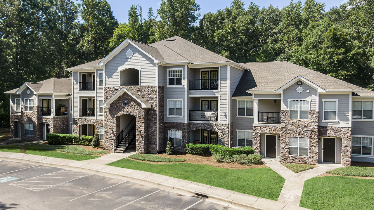 Encore at the Park Apartments photo 2