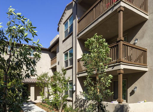 Montecito at Dos Lagos Apartments photo 3
