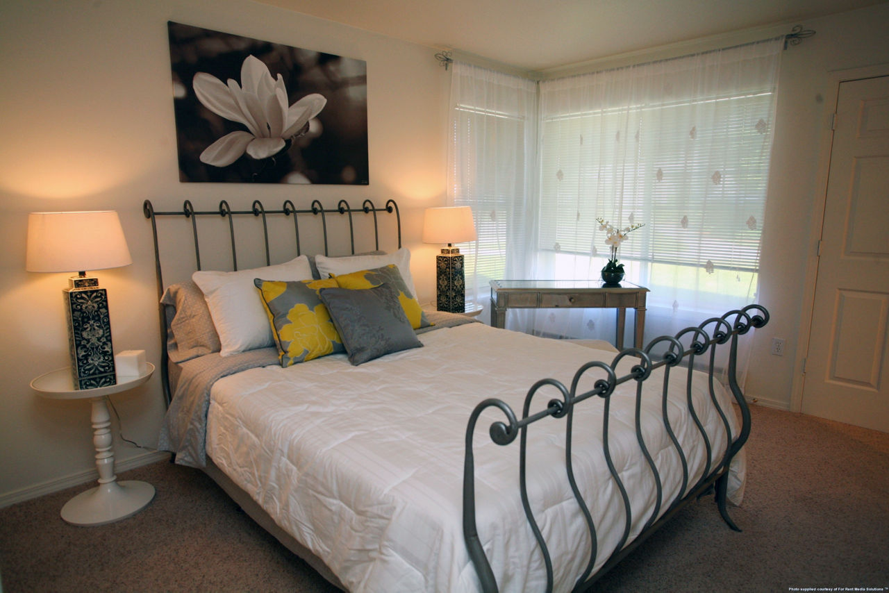 Jackson School Village Apartments photo 5