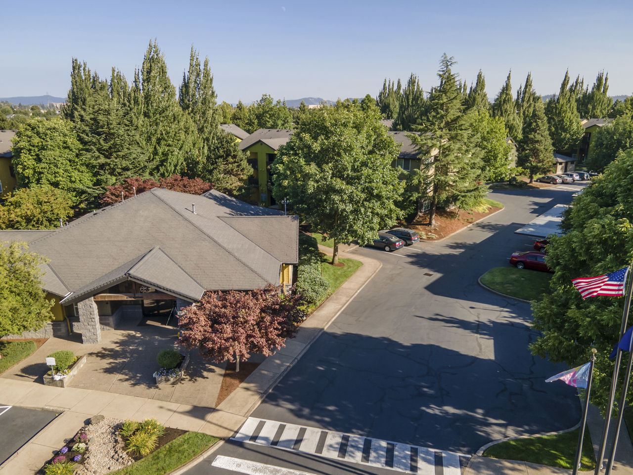 Crescent Park Apartments photo 2