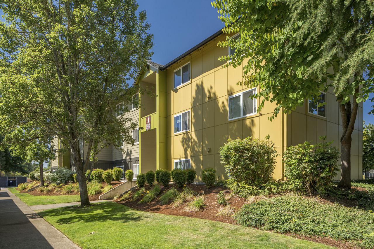 Crescent Park Apartments photo 4