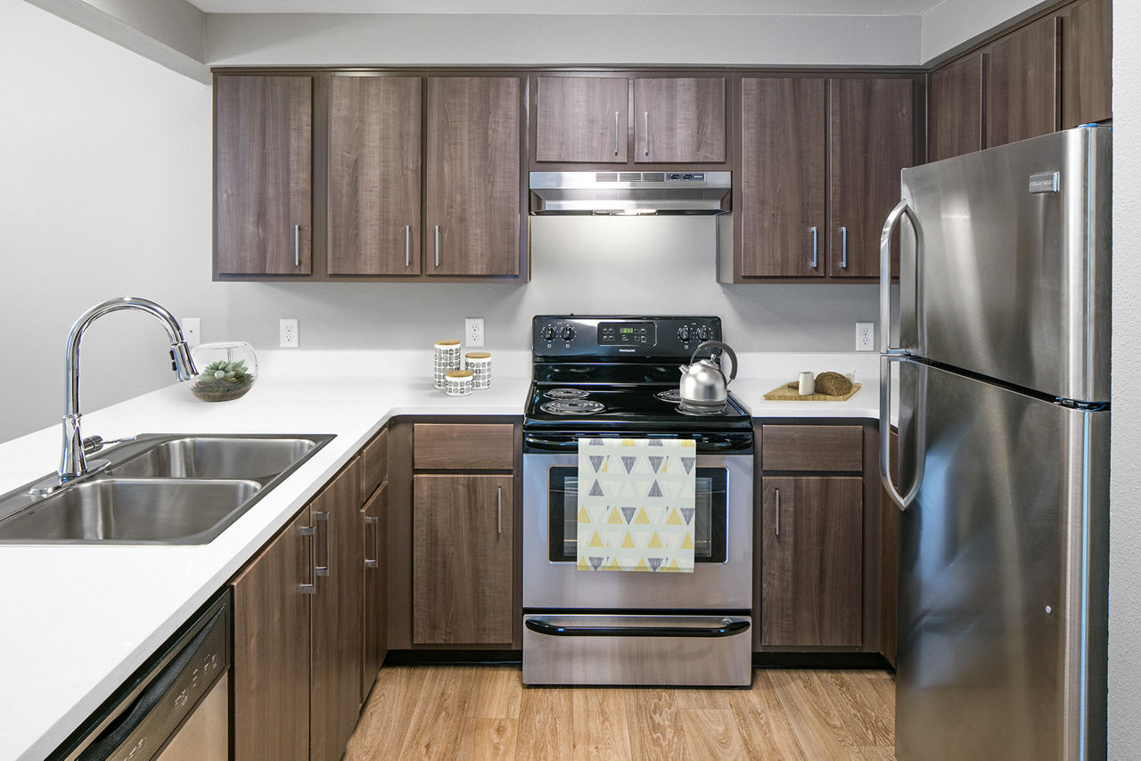 River Terrace Apartments photo 5
