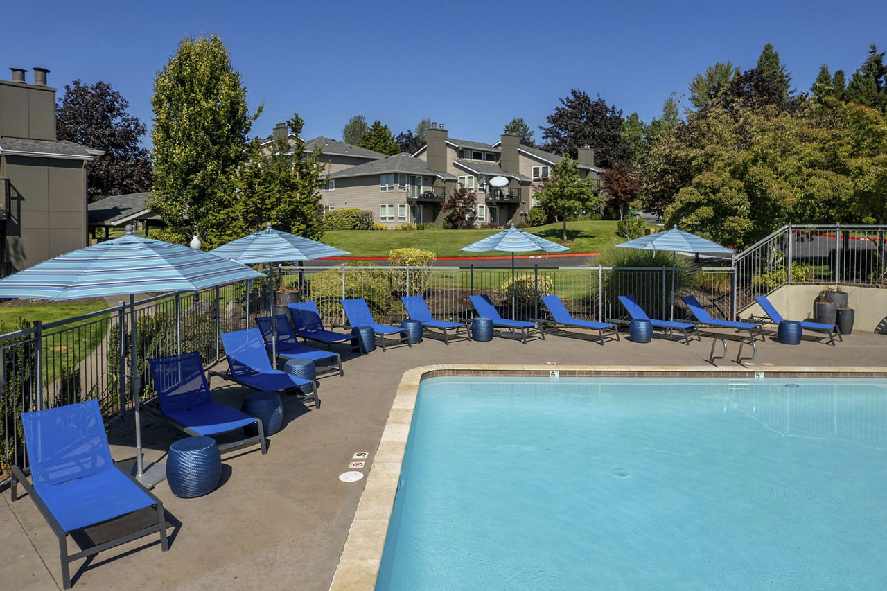 Sorrento Bluff Apartments photo 4